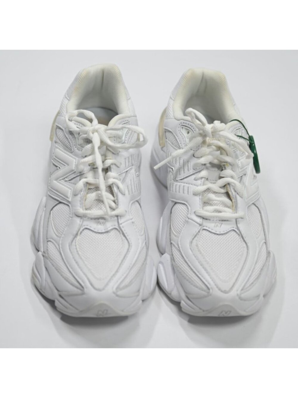 New Balance 9060 Sneakers U9060NRJ in Triple White - Picture 2 of 8
